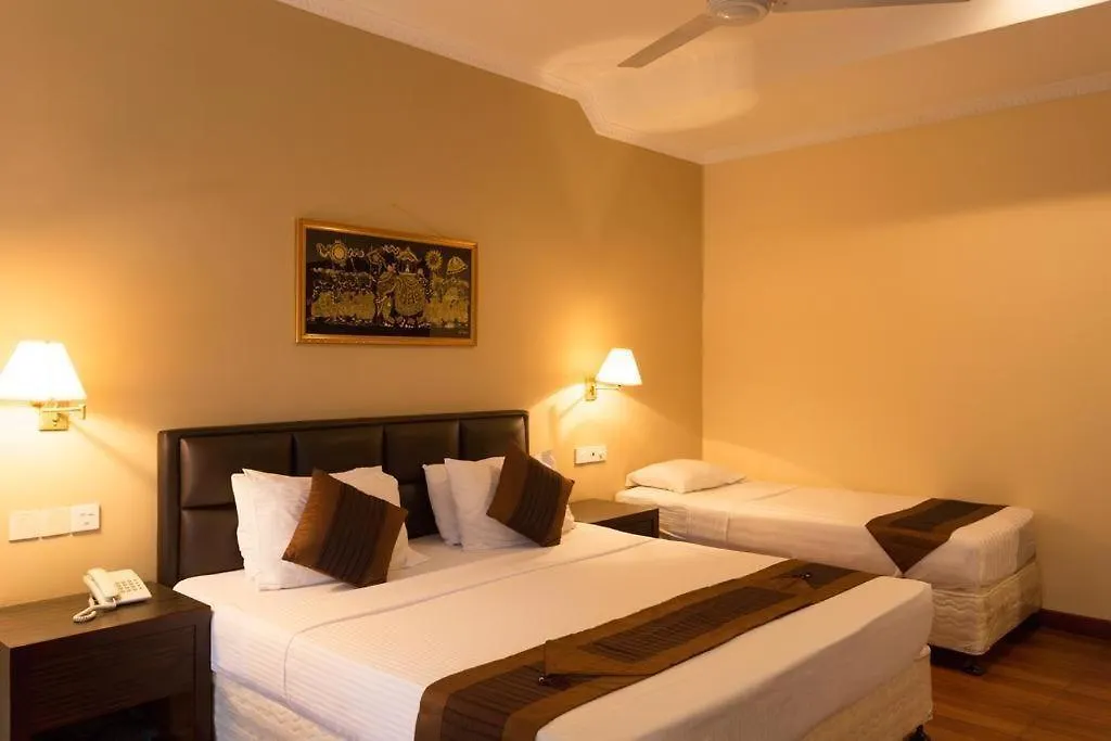 Devon Hotel Kandy