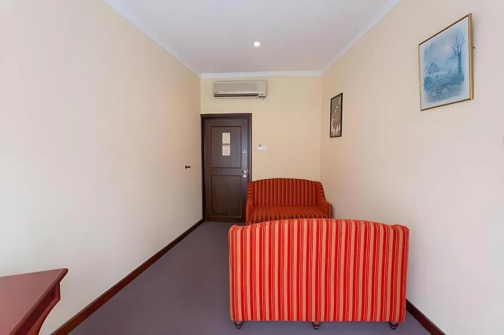 Devon Hotel Kandy