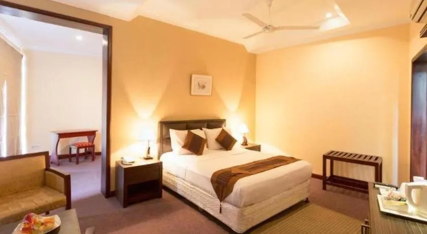 Devon Hotel Kandy