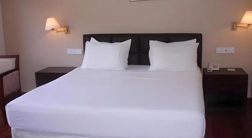 ***  Devon Hotel Kandy Sri Lanka