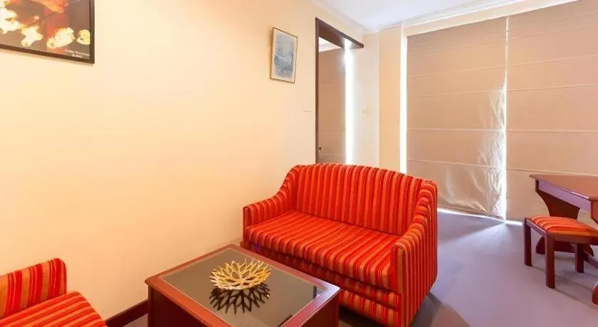 Devon Hotel Kandy