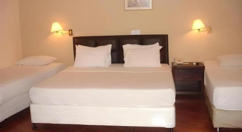 Devon Hotel Kandy